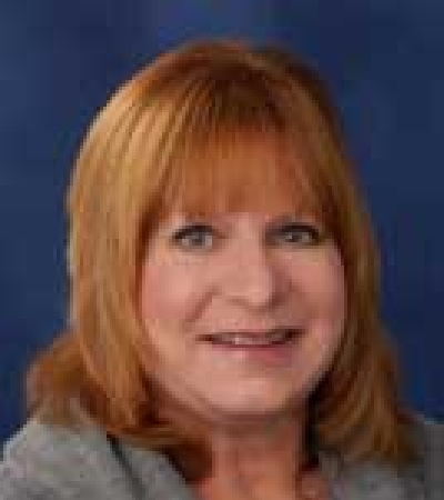 jackie-lerner-office-coordinator-Suburban-Physical-Therapy-Twinsburg-OH