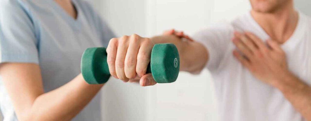 Understanding Frozen Shoulder Treatment: How Physical Therapy Can Help